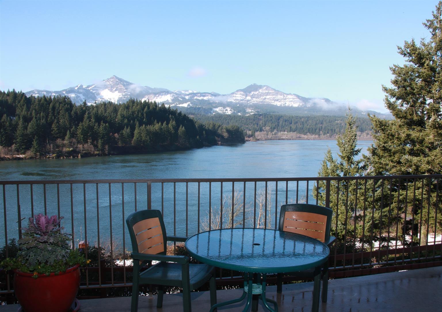 Best Western Plus Columbia River Inn Cascade Locks Exteriör bild