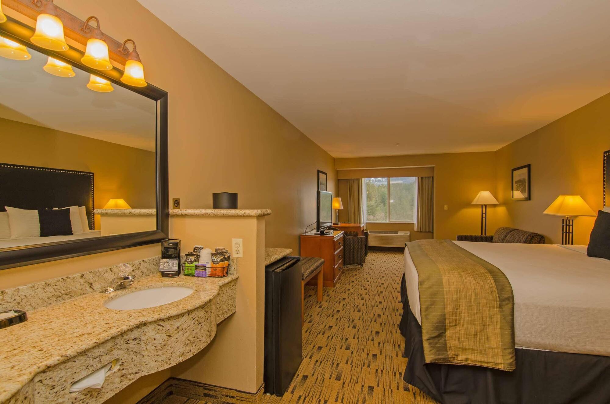 Best Western Plus Columbia River Inn Cascade Locks Exteriör bild